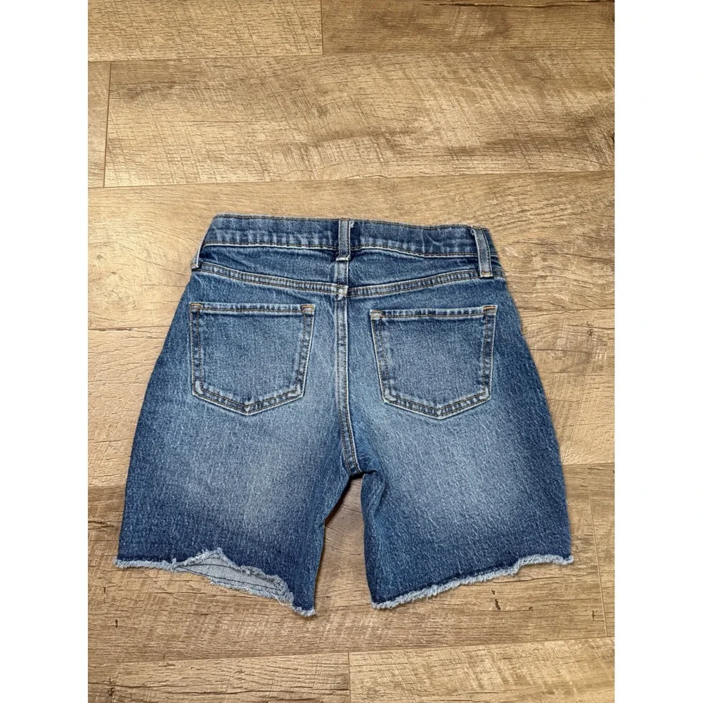 Old Navy Girl's Size 10 High Rise Bermuda Jean Shorts Built-In Tough Frayed Hem